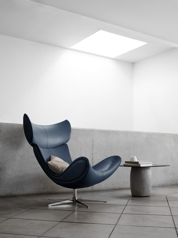 Imola modern armchair
