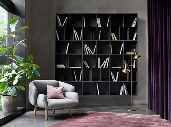 Como black bookcase