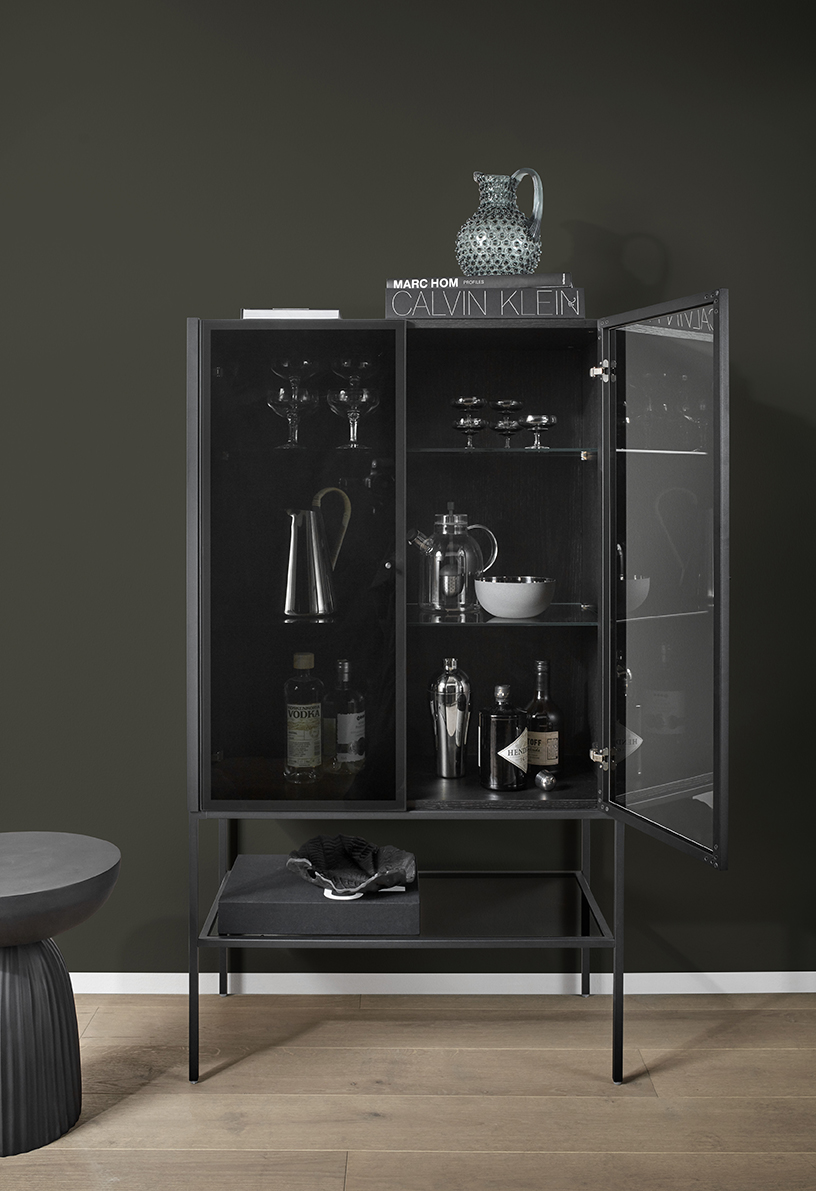 Lisbon glass cabinet