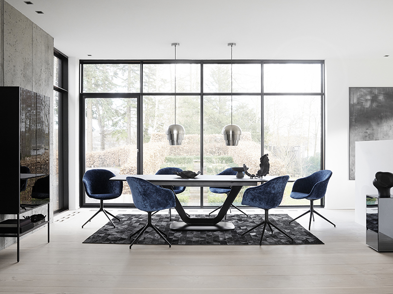 alicante ceramic dining table